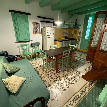 Facussa House